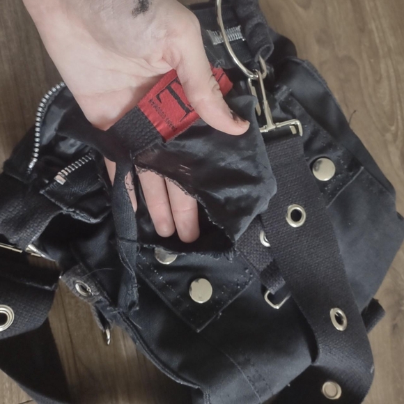 Sold - Picture 4 of 8